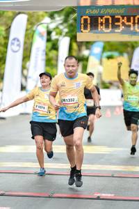 BIB: 0340, 1332, 1074
                            <button type="button" onclick="openModal(13138965)" class="btn btn-primary btn-sm float-right btn-popup" data-toggle="modal" data-target=".modal-high-quality">
                        <i class="fas fa-shopping-cart"></i> Add to Cart
                    </button>
                                            <button type="button" onclick="isThisMe(13138965, true)" class="btn btn-success btn-sm float-right btn-popup btn-isme hidden" data-toggle="tooltip" data-placement="bottom" title="นี่คือรูปของคุณใช่ไหม คลิกที่นี่เพื่อเอาเข้าอัลบั้ม">
                        <i class="fas fa-plus"></i> Add to album
                    </button>
                    <button type="button" onclick="isThisMe(13138965, false)" class="btn btn-warning btn-sm float-right btn-popup btn-isnotme hidden">
                        <i class="fas fa-ban"></i> Remove from album
                    </button>