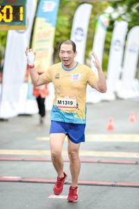 BIB: 1319
                            <button type="button" onclick="openModal(13138944)" class="btn btn-primary btn-sm float-right btn-popup" data-toggle="modal" data-target=".modal-high-quality">
                        <i class="fas fa-shopping-cart"></i> Add to Cart
                    </button>
                                            <button type="button" onclick="isThisMe(13138944, true)" class="btn btn-success btn-sm float-right btn-popup btn-isme hidden" data-toggle="tooltip" data-placement="bottom" title="นี่คือรูปของคุณใช่ไหม คลิกที่นี่เพื่อเอาเข้าอัลบั้ม">
                        <i class="fas fa-plus"></i> Add to album
                    </button>
                    <button type="button" onclick="isThisMe(13138944, false)" class="btn btn-warning btn-sm float-right btn-popup btn-isnotme hidden">
                        <i class="fas fa-ban"></i> Remove from album
                    </button>