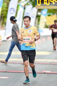 BIB: 1019
                            <button type="button" onclick="openModal(13139122)" class="btn btn-primary btn-sm float-right btn-popup" data-toggle="modal" data-target=".modal-high-quality">
                        <i class="fas fa-shopping-cart"></i> Add to Cart
                    </button>
                                            <button type="button" onclick="isThisMe(13139122, true)" class="btn btn-success btn-sm float-right btn-popup btn-isme hidden" data-toggle="tooltip" data-placement="bottom" title="นี่คือรูปของคุณใช่ไหม คลิกที่นี่เพื่อเอาเข้าอัลบั้ม">
                        <i class="fas fa-plus"></i> Add to album
                    </button>
                    <button type="button" onclick="isThisMe(13139122, false)" class="btn btn-warning btn-sm float-right btn-popup btn-isnotme hidden">
                        <i class="fas fa-ban"></i> Remove from album
                    </button>