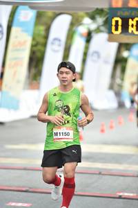 BIB: 1150
                            <button type="button" onclick="openModal(13097413)" class="btn btn-primary btn-sm float-right btn-popup" data-toggle="modal" data-target=".modal-high-quality">
                        <i class="fas fa-shopping-cart"></i> Add to Cart
                    </button>
                                            <button type="button" onclick="isThisMe(13097413, true)" class="btn btn-success btn-sm float-right btn-popup btn-isme hidden" data-toggle="tooltip" data-placement="bottom" title="นี่คือรูปของคุณใช่ไหม คลิกที่นี่เพื่อเอาเข้าอัลบั้ม">
                        <i class="fas fa-plus"></i> Add to album
                    </button>
                    <button type="button" onclick="isThisMe(13097413, false)" class="btn btn-warning btn-sm float-right btn-popup btn-isnotme hidden">
                        <i class="fas fa-ban"></i> Remove from album
                    </button>