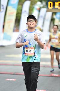 BIB: 4017
                            <button type="button" onclick="openModal(13097189)" class="btn btn-primary btn-sm float-right btn-popup" data-toggle="modal" data-target=".modal-high-quality">
                        <i class="fas fa-shopping-cart"></i> Add to Cart
                    </button>
                                            <button type="button" onclick="isThisMe(13097189, true)" class="btn btn-success btn-sm float-right btn-popup btn-isme hidden" data-toggle="tooltip" data-placement="bottom" title="นี่คือรูปของคุณใช่ไหม คลิกที่นี่เพื่อเอาเข้าอัลบั้ม">
                        <i class="fas fa-plus"></i> Add to album
                    </button>
                    <button type="button" onclick="isThisMe(13097189, false)" class="btn btn-warning btn-sm float-right btn-popup btn-isnotme hidden">
                        <i class="fas fa-ban"></i> Remove from album
                    </button>