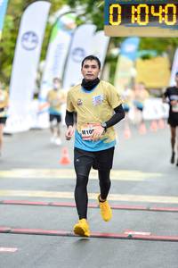 BIB: 040
                            <button type="button" onclick="openModal(13139030)" class="btn btn-primary btn-sm float-right btn-popup" data-toggle="modal" data-target=".modal-high-quality">
                        <i class="fas fa-shopping-cart"></i> Add to Cart
                    </button>
                                            <button type="button" onclick="isThisMe(13139030, true)" class="btn btn-success btn-sm float-right btn-popup btn-isme hidden" data-toggle="tooltip" data-placement="bottom" title="นี่คือรูปของคุณใช่ไหม คลิกที่นี่เพื่อเอาเข้าอัลบั้ม">
                        <i class="fas fa-plus"></i> Add to album
                    </button>
                    <button type="button" onclick="isThisMe(13139030, false)" class="btn btn-warning btn-sm float-right btn-popup btn-isnotme hidden">
                        <i class="fas fa-ban"></i> Remove from album
                    </button>