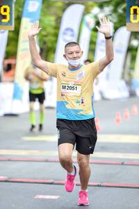 BIB: 2051, 844
                            <button type="button" onclick="openModal(13139205)" class="btn btn-primary btn-sm float-right btn-popup" data-toggle="modal" data-target=".modal-high-quality">
                        <i class="fas fa-shopping-cart"></i> Add to Cart
                    </button>
                                            <button type="button" onclick="isThisMe(13139205, true)" class="btn btn-success btn-sm float-right btn-popup btn-isme hidden" data-toggle="tooltip" data-placement="bottom" title="นี่คือรูปของคุณใช่ไหม คลิกที่นี่เพื่อเอาเข้าอัลบั้ม">
                        <i class="fas fa-plus"></i> Add to album
                    </button>
                    <button type="button" onclick="isThisMe(13139205, false)" class="btn btn-warning btn-sm float-right btn-popup btn-isnotme hidden">
                        <i class="fas fa-ban"></i> Remove from album
                    </button>