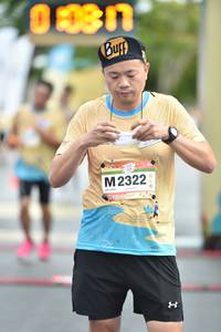 BIB: 2322
                            <button type="button" onclick="openModal(13097697)" class="btn btn-primary btn-sm float-right btn-popup" data-toggle="modal" data-target=".modal-high-quality">
                        <i class="fas fa-shopping-cart"></i> Add to Cart
                    </button>
                                            <button type="button" onclick="isThisMe(13097697, true)" class="btn btn-success btn-sm float-right btn-popup btn-isme hidden" data-toggle="tooltip" data-placement="bottom" title="นี่คือรูปของคุณใช่ไหม คลิกที่นี่เพื่อเอาเข้าอัลบั้ม">
                        <i class="fas fa-plus"></i> Add to album
                    </button>
                    <button type="button" onclick="isThisMe(13097697, false)" class="btn btn-warning btn-sm float-right btn-popup btn-isnotme hidden">
                        <i class="fas fa-ban"></i> Remove from album
                    </button>