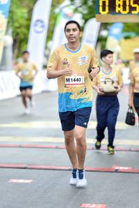 BIB: 1440
                            <button type="button" onclick="openModal(13139240)" class="btn btn-primary btn-sm float-right btn-popup" data-toggle="modal" data-target=".modal-high-quality">
                        <i class="fas fa-shopping-cart"></i> Add to Cart
                    </button>
                                            <button type="button" onclick="isThisMe(13139240, true)" class="btn btn-success btn-sm float-right btn-popup btn-isme hidden" data-toggle="tooltip" data-placement="bottom" title="นี่คือรูปของคุณใช่ไหม คลิกที่นี่เพื่อเอาเข้าอัลบั้ม">
                        <i class="fas fa-plus"></i> Add to album
                    </button>
                    <button type="button" onclick="isThisMe(13139240, false)" class="btn btn-warning btn-sm float-right btn-popup btn-isnotme hidden">
                        <i class="fas fa-ban"></i> Remove from album
                    </button>