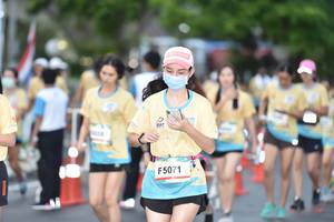 BIB: 5071
                            <button type="button" onclick="openModal(13106747)" class="btn btn-primary btn-sm float-right btn-popup" data-toggle="modal" data-target=".modal-high-quality">
                        <i class="fas fa-shopping-cart"></i> Add to Cart
                    </button>
                                            <button type="button" onclick="isThisMe(13106747, true)" class="btn btn-success btn-sm float-right btn-popup btn-isme hidden" data-toggle="tooltip" data-placement="bottom" title="นี่คือรูปของคุณใช่ไหม คลิกที่นี่เพื่อเอาเข้าอัลบั้ม">
                        <i class="fas fa-plus"></i> Add to album
                    </button>
                    <button type="button" onclick="isThisMe(13106747, false)" class="btn btn-warning btn-sm float-right btn-popup btn-isnotme hidden">
                        <i class="fas fa-ban"></i> Remove from album
                    </button>