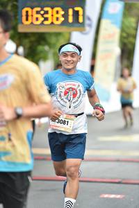 BIB: 0638, 3081
                            <button type="button" onclick="openModal(13097355)" class="btn btn-primary btn-sm float-right btn-popup" data-toggle="modal" data-target=".modal-high-quality">
                        <i class="fas fa-shopping-cart"></i> Add to Cart
                    </button>
                                            <button type="button" onclick="isThisMe(13097355, true)" class="btn btn-success btn-sm float-right btn-popup btn-isme hidden" data-toggle="tooltip" data-placement="bottom" title="นี่คือรูปของคุณใช่ไหม คลิกที่นี่เพื่อเอาเข้าอัลบั้ม">
                        <i class="fas fa-plus"></i> Add to album
                    </button>
                    <button type="button" onclick="isThisMe(13097355, false)" class="btn btn-warning btn-sm float-right btn-popup btn-isnotme hidden">
                        <i class="fas fa-ban"></i> Remove from album
                    </button>