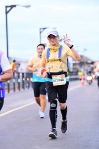 BIB: 2040
                            <button type="button" onclick="openModal(13067742)" class="btn btn-primary btn-sm float-right btn-popup" data-toggle="modal" data-target=".modal-high-quality">
                        <i class="fas fa-shopping-cart"></i> Add to Cart
                    </button>
                                            <button type="button" onclick="isThisMe(13067742, true)" class="btn btn-success btn-sm float-right btn-popup btn-isme hidden" data-toggle="tooltip" data-placement="bottom" title="นี่คือรูปของคุณใช่ไหม คลิกที่นี่เพื่อเอาเข้าอัลบั้ม">
                        <i class="fas fa-plus"></i> Add to album
                    </button>
                    <button type="button" onclick="isThisMe(13067742, false)" class="btn btn-warning btn-sm float-right btn-popup btn-isnotme hidden">
                        <i class="fas fa-ban"></i> Remove from album
                    </button>