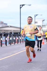 BIB: 315
                            <button type="button" onclick="openModal(13069875)" class="btn btn-primary btn-sm float-right btn-popup" data-toggle="modal" data-target=".modal-high-quality">
                        <i class="fas fa-shopping-cart"></i> Add to Cart
                    </button>
                                            <button type="button" onclick="isThisMe(13069875, true)" class="btn btn-success btn-sm float-right btn-popup btn-isme hidden" data-toggle="tooltip" data-placement="bottom" title="นี่คือรูปของคุณใช่ไหม คลิกที่นี่เพื่อเอาเข้าอัลบั้ม">
                        <i class="fas fa-plus"></i> Add to album
                    </button>
                    <button type="button" onclick="isThisMe(13069875, false)" class="btn btn-warning btn-sm float-right btn-popup btn-isnotme hidden">
                        <i class="fas fa-ban"></i> Remove from album
                    </button>