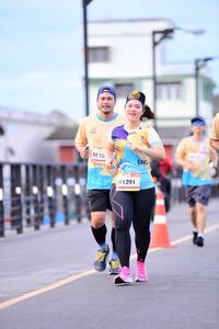 BIB: 1291
                            <button type="button" onclick="openModal(13068316)" class="btn btn-primary btn-sm float-right btn-popup" data-toggle="modal" data-target=".modal-high-quality">
                        <i class="fas fa-shopping-cart"></i> Add to Cart
                    </button>
                                            <button type="button" onclick="isThisMe(13068316, true)" class="btn btn-success btn-sm float-right btn-popup btn-isme hidden" data-toggle="tooltip" data-placement="bottom" title="นี่คือรูปของคุณใช่ไหม คลิกที่นี่เพื่อเอาเข้าอัลบั้ม">
                        <i class="fas fa-plus"></i> Add to album
                    </button>
                    <button type="button" onclick="isThisMe(13068316, false)" class="btn btn-warning btn-sm float-right btn-popup btn-isnotme hidden">
                        <i class="fas fa-ban"></i> Remove from album
                    </button>