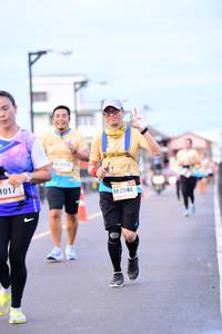 BIB: 2103, 1017, 2040
                            <button type="button" onclick="openModal(13067768)" class="btn btn-primary btn-sm float-right btn-popup" data-toggle="modal" data-target=".modal-high-quality">
                        <i class="fas fa-shopping-cart"></i> Add to Cart
                    </button>
                                            <button type="button" onclick="isThisMe(13067768, true)" class="btn btn-success btn-sm float-right btn-popup btn-isme hidden" data-toggle="tooltip" data-placement="bottom" title="นี่คือรูปของคุณใช่ไหม คลิกที่นี่เพื่อเอาเข้าอัลบั้ม">
                        <i class="fas fa-plus"></i> Add to album
                    </button>
                    <button type="button" onclick="isThisMe(13067768, false)" class="btn btn-warning btn-sm float-right btn-popup btn-isnotme hidden">
                        <i class="fas fa-ban"></i> Remove from album
                    </button>