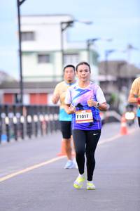 BIB: 1017
                            <button type="button" onclick="openModal(13067677)" class="btn btn-primary btn-sm float-right btn-popup" data-toggle="modal" data-target=".modal-high-quality">
                        <i class="fas fa-shopping-cart"></i> Add to Cart
                    </button>
                                            <button type="button" onclick="isThisMe(13067677, true)" class="btn btn-success btn-sm float-right btn-popup btn-isme hidden" data-toggle="tooltip" data-placement="bottom" title="นี่คือรูปของคุณใช่ไหม คลิกที่นี่เพื่อเอาเข้าอัลบั้ม">
                        <i class="fas fa-plus"></i> Add to album
                    </button>
                    <button type="button" onclick="isThisMe(13067677, false)" class="btn btn-warning btn-sm float-right btn-popup btn-isnotme hidden">
                        <i class="fas fa-ban"></i> Remove from album
                    </button>