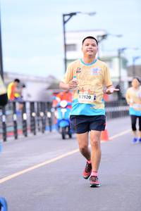 BIB: 2120
                            <button type="button" onclick="openModal(13069212)" class="btn btn-primary btn-sm float-right btn-popup" data-toggle="modal" data-target=".modal-high-quality">
                        <i class="fas fa-shopping-cart"></i> Add to Cart
                    </button>
                                            <button type="button" onclick="isThisMe(13069212, true)" class="btn btn-success btn-sm float-right btn-popup btn-isme hidden" data-toggle="tooltip" data-placement="bottom" title="นี่คือรูปของคุณใช่ไหม คลิกที่นี่เพื่อเอาเข้าอัลบั้ม">
                        <i class="fas fa-plus"></i> Add to album
                    </button>
                    <button type="button" onclick="isThisMe(13069212, false)" class="btn btn-warning btn-sm float-right btn-popup btn-isnotme hidden">
                        <i class="fas fa-ban"></i> Remove from album
                    </button>