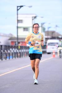 BIB: 1382
                            <button type="button" onclick="openModal(13067285)" class="btn btn-primary btn-sm float-right btn-popup" data-toggle="modal" data-target=".modal-high-quality">
                        <i class="fas fa-shopping-cart"></i> Add to Cart
                    </button>
                                            <button type="button" onclick="isThisMe(13067285, true)" class="btn btn-success btn-sm float-right btn-popup btn-isme hidden" data-toggle="tooltip" data-placement="bottom" title="นี่คือรูปของคุณใช่ไหม คลิกที่นี่เพื่อเอาเข้าอัลบั้ม">
                        <i class="fas fa-plus"></i> Add to album
                    </button>
                    <button type="button" onclick="isThisMe(13067285, false)" class="btn btn-warning btn-sm float-right btn-popup btn-isnotme hidden">
                        <i class="fas fa-ban"></i> Remove from album
                    </button>