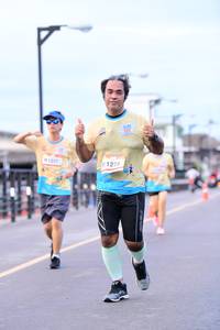 BIB: 1377, 1275
                            <button type="button" onclick="openModal(13068445)" class="btn btn-primary btn-sm float-right btn-popup" data-toggle="modal" data-target=".modal-high-quality">
                        <i class="fas fa-shopping-cart"></i> Add to Cart
                    </button>
                                            <button type="button" onclick="isThisMe(13068445, true)" class="btn btn-success btn-sm float-right btn-popup btn-isme hidden" data-toggle="tooltip" data-placement="bottom" title="นี่คือรูปของคุณใช่ไหม คลิกที่นี่เพื่อเอาเข้าอัลบั้ม">
                        <i class="fas fa-plus"></i> Add to album
                    </button>
                    <button type="button" onclick="isThisMe(13068445, false)" class="btn btn-warning btn-sm float-right btn-popup btn-isnotme hidden">
                        <i class="fas fa-ban"></i> Remove from album
                    </button>