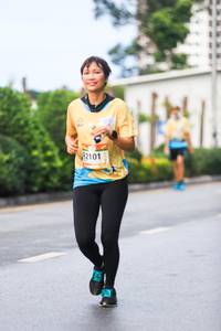 BIB: 2101
                            <button type="button" onclick="openModal(13096983)" class="btn btn-primary btn-sm float-right btn-popup" data-toggle="modal" data-target=".modal-high-quality">
                        <i class="fas fa-shopping-cart"></i> Add to Cart
                    </button>
                                            <button type="button" onclick="isThisMe(13096983, true)" class="btn btn-success btn-sm float-right btn-popup btn-isme hidden" data-toggle="tooltip" data-placement="bottom" title="นี่คือรูปของคุณใช่ไหม คลิกที่นี่เพื่อเอาเข้าอัลบั้ม">
                        <i class="fas fa-plus"></i> Add to album
                    </button>
                    <button type="button" onclick="isThisMe(13096983, false)" class="btn btn-warning btn-sm float-right btn-popup btn-isnotme hidden">
                        <i class="fas fa-ban"></i> Remove from album
                    </button>