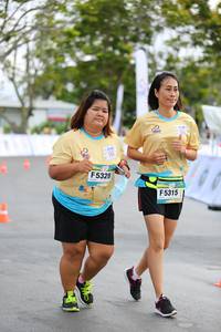 BIB: 5328, 5315
                            <button type="button" onclick="openModal(13111839)" class="btn btn-primary btn-sm float-right btn-popup" data-toggle="modal" data-target=".modal-high-quality">
                        <i class="fas fa-shopping-cart"></i> Add to Cart
                    </button>
                                            <button type="button" onclick="isThisMe(13111839, true)" class="btn btn-success btn-sm float-right btn-popup btn-isme hidden" data-toggle="tooltip" data-placement="bottom" title="นี่คือรูปของคุณใช่ไหม คลิกที่นี่เพื่อเอาเข้าอัลบั้ม">
                        <i class="fas fa-plus"></i> Add to album
                    </button>
                    <button type="button" onclick="isThisMe(13111839, false)" class="btn btn-warning btn-sm float-right btn-popup btn-isnotme hidden">
                        <i class="fas fa-ban"></i> Remove from album
                    </button>