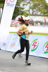 BIB: 204
                            <button type="button" onclick="openModal(13109374)" class="btn btn-primary btn-sm float-right btn-popup" data-toggle="modal" data-target=".modal-high-quality">
                        <i class="fas fa-shopping-cart"></i> Add to Cart
                    </button>
                                            <button type="button" onclick="isThisMe(13109374, true)" class="btn btn-success btn-sm float-right btn-popup btn-isme hidden" data-toggle="tooltip" data-placement="bottom" title="นี่คือรูปของคุณใช่ไหม คลิกที่นี่เพื่อเอาเข้าอัลบั้ม">
                        <i class="fas fa-plus"></i> Add to album
                    </button>
                    <button type="button" onclick="isThisMe(13109374, false)" class="btn btn-warning btn-sm float-right btn-popup btn-isnotme hidden">
                        <i class="fas fa-ban"></i> Remove from album
                    </button>