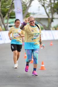 BIB: 5049, 5321
                            <button type="button" onclick="openModal(13110454)" class="btn btn-primary btn-sm float-right btn-popup" data-toggle="modal" data-target=".modal-high-quality">
                        <i class="fas fa-shopping-cart"></i> Add to Cart
                    </button>
                                            <button type="button" onclick="isThisMe(13110454, true)" class="btn btn-success btn-sm float-right btn-popup btn-isme hidden" data-toggle="tooltip" data-placement="bottom" title="นี่คือรูปของคุณใช่ไหม คลิกที่นี่เพื่อเอาเข้าอัลบั้ม">
                        <i class="fas fa-plus"></i> Add to album
                    </button>
                    <button type="button" onclick="isThisMe(13110454, false)" class="btn btn-warning btn-sm float-right btn-popup btn-isnotme hidden">
                        <i class="fas fa-ban"></i> Remove from album
                    </button>