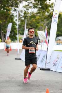 BIB: 1412
                            <button type="button" onclick="openModal(13114659)" class="btn btn-primary btn-sm float-right btn-popup" data-toggle="modal" data-target=".modal-high-quality">
                        <i class="fas fa-shopping-cart"></i> Add to Cart
                    </button>
                                            <button type="button" onclick="isThisMe(13114659, true)" class="btn btn-success btn-sm float-right btn-popup btn-isme hidden" data-toggle="tooltip" data-placement="bottom" title="นี่คือรูปของคุณใช่ไหม คลิกที่นี่เพื่อเอาเข้าอัลบั้ม">
                        <i class="fas fa-plus"></i> Add to album
                    </button>
                    <button type="button" onclick="isThisMe(13114659, false)" class="btn btn-warning btn-sm float-right btn-popup btn-isnotme hidden">
                        <i class="fas fa-ban"></i> Remove from album
                    </button>