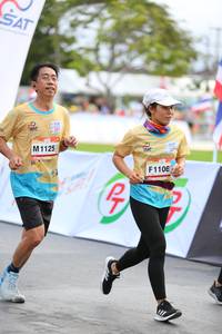 BIB: 1125, 1106
                            <button type="button" onclick="openModal(13109452)" class="btn btn-primary btn-sm float-right btn-popup" data-toggle="modal" data-target=".modal-high-quality">
                        <i class="fas fa-shopping-cart"></i> Add to Cart
                    </button>
                                            <button type="button" onclick="isThisMe(13109452, true)" class="btn btn-success btn-sm float-right btn-popup btn-isme hidden" data-toggle="tooltip" data-placement="bottom" title="นี่คือรูปของคุณใช่ไหม คลิกที่นี่เพื่อเอาเข้าอัลบั้ม">
                        <i class="fas fa-plus"></i> Add to album
                    </button>
                    <button type="button" onclick="isThisMe(13109452, false)" class="btn btn-warning btn-sm float-right btn-popup btn-isnotme hidden">
                        <i class="fas fa-ban"></i> Remove from album
                    </button>