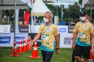 BIB: 6072, 6071
                            <button type="button" onclick="openModal(13158930)" class="btn btn-primary btn-sm float-right btn-popup" data-toggle="modal" data-target=".modal-high-quality">
                        <i class="fas fa-shopping-cart"></i> Add to Cart
                    </button>
                                            <button type="button" onclick="isThisMe(13158930, true)" class="btn btn-success btn-sm float-right btn-popup btn-isme hidden" data-toggle="tooltip" data-placement="bottom" title="นี่คือรูปของคุณใช่ไหม คลิกที่นี่เพื่อเอาเข้าอัลบั้ม">
                        <i class="fas fa-plus"></i> Add to album
                    </button>
                    <button type="button" onclick="isThisMe(13158930, false)" class="btn btn-warning btn-sm float-right btn-popup btn-isnotme hidden">
                        <i class="fas fa-ban"></i> Remove from album
                    </button>