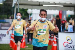 BIB: 074, 6083
                            <button type="button" onclick="openModal(13158936)" class="btn btn-primary btn-sm float-right btn-popup" data-toggle="modal" data-target=".modal-high-quality">
                        <i class="fas fa-shopping-cart"></i> Add to Cart
                    </button>
                                            <button type="button" onclick="isThisMe(13158936, true)" class="btn btn-success btn-sm float-right btn-popup btn-isme hidden" data-toggle="tooltip" data-placement="bottom" title="นี่คือรูปของคุณใช่ไหม คลิกที่นี่เพื่อเอาเข้าอัลบั้ม">
                        <i class="fas fa-plus"></i> Add to album
                    </button>
                    <button type="button" onclick="isThisMe(13158936, false)" class="btn btn-warning btn-sm float-right btn-popup btn-isnotme hidden">
                        <i class="fas fa-ban"></i> Remove from album
                    </button>