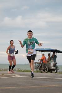 BIB: 4018
                            <button type="button" onclick="openModal(13152426)" class="btn btn-primary btn-sm float-right btn-popup" data-toggle="modal" data-target=".modal-high-quality">
                        <i class="fas fa-shopping-cart"></i> Add to Cart
                    </button>
                                            <button type="button" onclick="isThisMe(13152426, true)" class="btn btn-success btn-sm float-right btn-popup btn-isme hidden" data-toggle="tooltip" data-placement="bottom" title="นี่คือรูปของคุณใช่ไหม คลิกที่นี่เพื่อเอาเข้าอัลบั้ม">
                        <i class="fas fa-plus"></i> Add to album
                    </button>
                    <button type="button" onclick="isThisMe(13152426, false)" class="btn btn-warning btn-sm float-right btn-popup btn-isnotme hidden">
                        <i class="fas fa-ban"></i> Remove from album
                    </button>