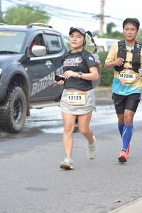 BIB: 2296, 2123
                            <button type="button" onclick="openModal(13138682)" class="btn btn-primary btn-sm float-right btn-popup" data-toggle="modal" data-target=".modal-high-quality">
                        <i class="fas fa-shopping-cart"></i> Add to Cart
                    </button>
                                            <button type="button" onclick="isThisMe(13138682, true)" class="btn btn-success btn-sm float-right btn-popup btn-isme hidden" data-toggle="tooltip" data-placement="bottom" title="นี่คือรูปของคุณใช่ไหม คลิกที่นี่เพื่อเอาเข้าอัลบั้ม">
                        <i class="fas fa-plus"></i> Add to album
                    </button>
                    <button type="button" onclick="isThisMe(13138682, false)" class="btn btn-warning btn-sm float-right btn-popup btn-isnotme hidden">
                        <i class="fas fa-ban"></i> Remove from album
                    </button>