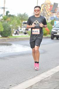 BIB: 1412
                            <button type="button" onclick="openModal(13138672)" class="btn btn-primary btn-sm float-right btn-popup" data-toggle="modal" data-target=".modal-high-quality">
                        <i class="fas fa-shopping-cart"></i> Add to Cart
                    </button>
                                            <button type="button" onclick="isThisMe(13138672, true)" class="btn btn-success btn-sm float-right btn-popup btn-isme hidden" data-toggle="tooltip" data-placement="bottom" title="นี่คือรูปของคุณใช่ไหม คลิกที่นี่เพื่อเอาเข้าอัลบั้ม">
                        <i class="fas fa-plus"></i> Add to album
                    </button>
                    <button type="button" onclick="isThisMe(13138672, false)" class="btn btn-warning btn-sm float-right btn-popup btn-isnotme hidden">
                        <i class="fas fa-ban"></i> Remove from album
                    </button>