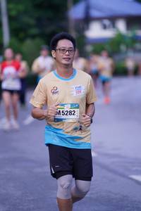 BIB: 5282
                            <button type="button" onclick="openModal(13071831)" class="btn btn-primary btn-sm float-right btn-popup" data-toggle="modal" data-target=".modal-high-quality">
                        <i class="fas fa-shopping-cart"></i> Add to Cart
                    </button>
                                            <button type="button" onclick="isThisMe(13071831, true)" class="btn btn-success btn-sm float-right btn-popup btn-isme hidden" data-toggle="tooltip" data-placement="bottom" title="นี่คือรูปของคุณใช่ไหม คลิกที่นี่เพื่อเอาเข้าอัลบั้ม">
                        <i class="fas fa-plus"></i> Add to album
                    </button>
                    <button type="button" onclick="isThisMe(13071831, false)" class="btn btn-warning btn-sm float-right btn-popup btn-isnotme hidden">
                        <i class="fas fa-ban"></i> Remove from album
                    </button>