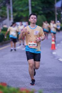 BIB: 1290
                            <button type="button" onclick="openModal(13073850)" class="btn btn-primary btn-sm float-right btn-popup" data-toggle="modal" data-target=".modal-high-quality">
                        <i class="fas fa-shopping-cart"></i> Add to Cart
                    </button>
                                            <button type="button" onclick="isThisMe(13073850, true)" class="btn btn-success btn-sm float-right btn-popup btn-isme hidden" data-toggle="tooltip" data-placement="bottom" title="นี่คือรูปของคุณใช่ไหม คลิกที่นี่เพื่อเอาเข้าอัลบั้ม">
                        <i class="fas fa-plus"></i> Add to album
                    </button>
                    <button type="button" onclick="isThisMe(13073850, false)" class="btn btn-warning btn-sm float-right btn-popup btn-isnotme hidden">
                        <i class="fas fa-ban"></i> Remove from album
                    </button>