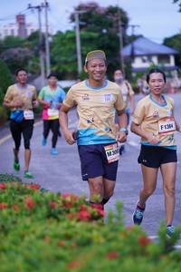 BIB: 1384, 300
                            <button type="button" onclick="openModal(13073208)" class="btn btn-primary btn-sm float-right btn-popup" data-toggle="modal" data-target=".modal-high-quality">
                        <i class="fas fa-shopping-cart"></i> Add to Cart
                    </button>
                                            <button type="button" onclick="isThisMe(13073208, true)" class="btn btn-success btn-sm float-right btn-popup btn-isme hidden" data-toggle="tooltip" data-placement="bottom" title="นี่คือรูปของคุณใช่ไหม คลิกที่นี่เพื่อเอาเข้าอัลบั้ม">
                        <i class="fas fa-plus"></i> Add to album
                    </button>
                    <button type="button" onclick="isThisMe(13073208, false)" class="btn btn-warning btn-sm float-right btn-popup btn-isnotme hidden">
                        <i class="fas fa-ban"></i> Remove from album
                    </button>