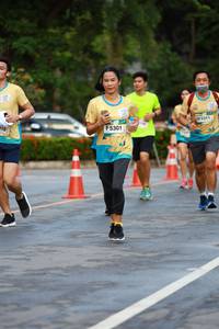 BIB: 5311, 5301
                            <button type="button" onclick="openModal(13094524)" class="btn btn-primary btn-sm float-right btn-popup" data-toggle="modal" data-target=".modal-high-quality">
                        <i class="fas fa-shopping-cart"></i> Add to Cart
                    </button>
                                            <button type="button" onclick="isThisMe(13094524, true)" class="btn btn-success btn-sm float-right btn-popup btn-isme hidden" data-toggle="tooltip" data-placement="bottom" title="นี่คือรูปของคุณใช่ไหม คลิกที่นี่เพื่อเอาเข้าอัลบั้ม">
                        <i class="fas fa-plus"></i> Add to album
                    </button>
                    <button type="button" onclick="isThisMe(13094524, false)" class="btn btn-warning btn-sm float-right btn-popup btn-isnotme hidden">
                        <i class="fas fa-ban"></i> Remove from album
                    </button>