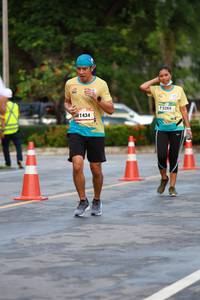 BIB: 5269, 1434
                            <button type="button" onclick="openModal(13094633)" class="btn btn-primary btn-sm float-right btn-popup" data-toggle="modal" data-target=".modal-high-quality">
                        <i class="fas fa-shopping-cart"></i> Add to Cart
                    </button>
                                            <button type="button" onclick="isThisMe(13094633, true)" class="btn btn-success btn-sm float-right btn-popup btn-isme hidden" data-toggle="tooltip" data-placement="bottom" title="นี่คือรูปของคุณใช่ไหม คลิกที่นี่เพื่อเอาเข้าอัลบั้ม">
                        <i class="fas fa-plus"></i> Add to album
                    </button>
                    <button type="button" onclick="isThisMe(13094633, false)" class="btn btn-warning btn-sm float-right btn-popup btn-isnotme hidden">
                        <i class="fas fa-ban"></i> Remove from album
                    </button>