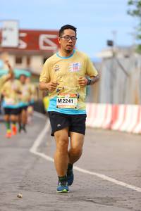 BIB: 2241
                            <button type="button" onclick="openModal(13143435)" class="btn btn-primary btn-sm float-right btn-popup" data-toggle="modal" data-target=".modal-high-quality">
                        <i class="fas fa-shopping-cart"></i> Add to Cart
                    </button>
                                            <button type="button" onclick="isThisMe(13143435, true)" class="btn btn-success btn-sm float-right btn-popup btn-isme hidden" data-toggle="tooltip" data-placement="bottom" title="นี่คือรูปของคุณใช่ไหม คลิกที่นี่เพื่อเอาเข้าอัลบั้ม">
                        <i class="fas fa-plus"></i> Add to album
                    </button>
                    <button type="button" onclick="isThisMe(13143435, false)" class="btn btn-warning btn-sm float-right btn-popup btn-isnotme hidden">
                        <i class="fas fa-ban"></i> Remove from album
                    </button>