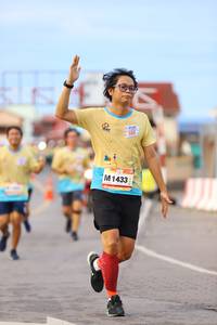 BIB: 1433
                            <button type="button" onclick="openModal(13143579)" class="btn btn-primary btn-sm float-right btn-popup" data-toggle="modal" data-target=".modal-high-quality">
                        <i class="fas fa-shopping-cart"></i> Add to Cart
                    </button>
                                            <button type="button" onclick="isThisMe(13143579, true)" class="btn btn-success btn-sm float-right btn-popup btn-isme hidden" data-toggle="tooltip" data-placement="bottom" title="นี่คือรูปของคุณใช่ไหม คลิกที่นี่เพื่อเอาเข้าอัลบั้ม">
                        <i class="fas fa-plus"></i> Add to album
                    </button>
                    <button type="button" onclick="isThisMe(13143579, false)" class="btn btn-warning btn-sm float-right btn-popup btn-isnotme hidden">
                        <i class="fas fa-ban"></i> Remove from album
                    </button>