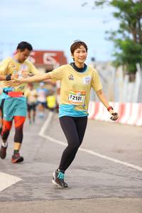 BIB: 2101
                            <button type="button" onclick="openModal(13143372)" class="btn btn-primary btn-sm float-right btn-popup" data-toggle="modal" data-target=".modal-high-quality">
                        <i class="fas fa-shopping-cart"></i> Add to Cart
                    </button>
                                            <button type="button" onclick="isThisMe(13143372, true)" class="btn btn-success btn-sm float-right btn-popup btn-isme hidden" data-toggle="tooltip" data-placement="bottom" title="นี่คือรูปของคุณใช่ไหม คลิกที่นี่เพื่อเอาเข้าอัลบั้ม">
                        <i class="fas fa-plus"></i> Add to album
                    </button>
                    <button type="button" onclick="isThisMe(13143372, false)" class="btn btn-warning btn-sm float-right btn-popup btn-isnotme hidden">
                        <i class="fas fa-ban"></i> Remove from album
                    </button>