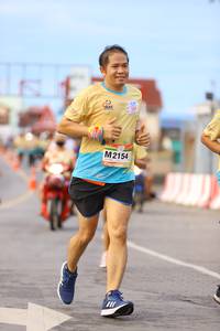 BIB: 2154
                            <button type="button" onclick="openModal(13143587)" class="btn btn-primary btn-sm float-right btn-popup" data-toggle="modal" data-target=".modal-high-quality">
                        <i class="fas fa-shopping-cart"></i> Add to Cart
                    </button>
                                            <button type="button" onclick="isThisMe(13143587, true)" class="btn btn-success btn-sm float-right btn-popup btn-isme hidden" data-toggle="tooltip" data-placement="bottom" title="นี่คือรูปของคุณใช่ไหม คลิกที่นี่เพื่อเอาเข้าอัลบั้ม">
                        <i class="fas fa-plus"></i> Add to album
                    </button>
                    <button type="button" onclick="isThisMe(13143587, false)" class="btn btn-warning btn-sm float-right btn-popup btn-isnotme hidden">
                        <i class="fas fa-ban"></i> Remove from album
                    </button>