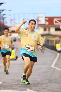 BIB: 1212
                            <button type="button" onclick="openModal(13143302)" class="btn btn-primary btn-sm float-right btn-popup" data-toggle="modal" data-target=".modal-high-quality">
                        <i class="fas fa-shopping-cart"></i> Add to Cart
                    </button>
                                            <button type="button" onclick="isThisMe(13143302, true)" class="btn btn-success btn-sm float-right btn-popup btn-isme hidden" data-toggle="tooltip" data-placement="bottom" title="นี่คือรูปของคุณใช่ไหม คลิกที่นี่เพื่อเอาเข้าอัลบั้ม">
                        <i class="fas fa-plus"></i> Add to album
                    </button>
                    <button type="button" onclick="isThisMe(13143302, false)" class="btn btn-warning btn-sm float-right btn-popup btn-isnotme hidden">
                        <i class="fas fa-ban"></i> Remove from album
                    </button>