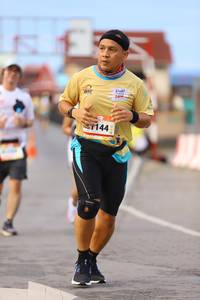 BIB: 144
                            <button type="button" onclick="openModal(13143628)" class="btn btn-primary btn-sm float-right btn-popup" data-toggle="modal" data-target=".modal-high-quality">
                        <i class="fas fa-shopping-cart"></i> Add to Cart
                    </button>
                                            <button type="button" onclick="isThisMe(13143628, true)" class="btn btn-success btn-sm float-right btn-popup btn-isme hidden" data-toggle="tooltip" data-placement="bottom" title="นี่คือรูปของคุณใช่ไหม คลิกที่นี่เพื่อเอาเข้าอัลบั้ม">
                        <i class="fas fa-plus"></i> Add to album
                    </button>
                    <button type="button" onclick="isThisMe(13143628, false)" class="btn btn-warning btn-sm float-right btn-popup btn-isnotme hidden">
                        <i class="fas fa-ban"></i> Remove from album
                    </button>