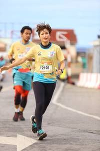 BIB: 2101
                            <button type="button" onclick="openModal(13143368)" class="btn btn-primary btn-sm float-right btn-popup" data-toggle="modal" data-target=".modal-high-quality">
                        <i class="fas fa-shopping-cart"></i> Add to Cart
                    </button>
                                            <button type="button" onclick="isThisMe(13143368, true)" class="btn btn-success btn-sm float-right btn-popup btn-isme hidden" data-toggle="tooltip" data-placement="bottom" title="นี่คือรูปของคุณใช่ไหม คลิกที่นี่เพื่อเอาเข้าอัลบั้ม">
                        <i class="fas fa-plus"></i> Add to album
                    </button>
                    <button type="button" onclick="isThisMe(13143368, false)" class="btn btn-warning btn-sm float-right btn-popup btn-isnotme hidden">
                        <i class="fas fa-ban"></i> Remove from album
                    </button>