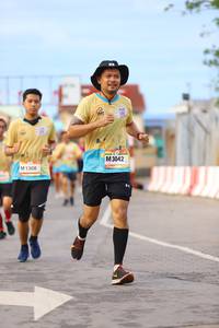 BIB: 3042, 1308
                            <button type="button" onclick="openModal(13143571)" class="btn btn-primary btn-sm float-right btn-popup" data-toggle="modal" data-target=".modal-high-quality">
                        <i class="fas fa-shopping-cart"></i> Add to Cart
                    </button>
                                            <button type="button" onclick="isThisMe(13143571, true)" class="btn btn-success btn-sm float-right btn-popup btn-isme hidden" data-toggle="tooltip" data-placement="bottom" title="นี่คือรูปของคุณใช่ไหม คลิกที่นี่เพื่อเอาเข้าอัลบั้ม">
                        <i class="fas fa-plus"></i> Add to album
                    </button>
                    <button type="button" onclick="isThisMe(13143571, false)" class="btn btn-warning btn-sm float-right btn-popup btn-isnotme hidden">
                        <i class="fas fa-ban"></i> Remove from album
                    </button>