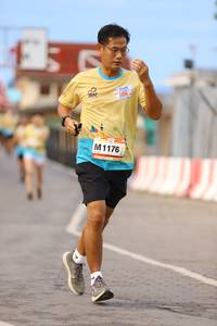 BIB: 1176
                            <button type="button" onclick="openModal(13143421)" class="btn btn-primary btn-sm float-right btn-popup" data-toggle="modal" data-target=".modal-high-quality">
                        <i class="fas fa-shopping-cart"></i> Add to Cart
                    </button>
                                            <button type="button" onclick="isThisMe(13143421, true)" class="btn btn-success btn-sm float-right btn-popup btn-isme hidden" data-toggle="tooltip" data-placement="bottom" title="นี่คือรูปของคุณใช่ไหม คลิกที่นี่เพื่อเอาเข้าอัลบั้ม">
                        <i class="fas fa-plus"></i> Add to album
                    </button>
                    <button type="button" onclick="isThisMe(13143421, false)" class="btn btn-warning btn-sm float-right btn-popup btn-isnotme hidden">
                        <i class="fas fa-ban"></i> Remove from album
                    </button>