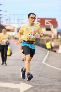 BIB: 2183
                            <button type="button" onclick="openModal(13143397)" class="btn btn-primary btn-sm float-right btn-popup" data-toggle="modal" data-target=".modal-high-quality">
                        <i class="fas fa-shopping-cart"></i> Add to Cart
                    </button>
                                            <button type="button" onclick="isThisMe(13143397, true)" class="btn btn-success btn-sm float-right btn-popup btn-isme hidden" data-toggle="tooltip" data-placement="bottom" title="นี่คือรูปของคุณใช่ไหม คลิกที่นี่เพื่อเอาเข้าอัลบั้ม">
                        <i class="fas fa-plus"></i> Add to album
                    </button>
                    <button type="button" onclick="isThisMe(13143397, false)" class="btn btn-warning btn-sm float-right btn-popup btn-isnotme hidden">
                        <i class="fas fa-ban"></i> Remove from album
                    </button>