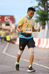 BIB: 2706
                            <button type="button" onclick="openModal(13143533)" class="btn btn-primary btn-sm float-right btn-popup" data-toggle="modal" data-target=".modal-high-quality">
                        <i class="fas fa-shopping-cart"></i> Add to Cart
                    </button>
                                            <button type="button" onclick="isThisMe(13143533, true)" class="btn btn-success btn-sm float-right btn-popup btn-isme hidden" data-toggle="tooltip" data-placement="bottom" title="นี่คือรูปของคุณใช่ไหม คลิกที่นี่เพื่อเอาเข้าอัลบั้ม">
                        <i class="fas fa-plus"></i> Add to album
                    </button>
                    <button type="button" onclick="isThisMe(13143533, false)" class="btn btn-warning btn-sm float-right btn-popup btn-isnotme hidden">
                        <i class="fas fa-ban"></i> Remove from album
                    </button>