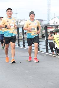 BIB: 4090, 2052
                            <button type="button" onclick="openModal(13104218)" class="btn btn-primary btn-sm float-right btn-popup" data-toggle="modal" data-target=".modal-high-quality">
                        <i class="fas fa-shopping-cart"></i> Add to Cart
                    </button>
                                            <button type="button" onclick="isThisMe(13104218, true)" class="btn btn-success btn-sm float-right btn-popup btn-isme hidden" data-toggle="tooltip" data-placement="bottom" title="นี่คือรูปของคุณใช่ไหม คลิกที่นี่เพื่อเอาเข้าอัลบั้ม">
                        <i class="fas fa-plus"></i> Add to album
                    </button>
                    <button type="button" onclick="isThisMe(13104218, false)" class="btn btn-warning btn-sm float-right btn-popup btn-isnotme hidden">
                        <i class="fas fa-ban"></i> Remove from album
                    </button>