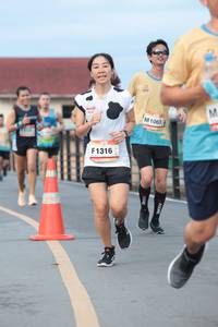 BIB: 1063, 1316
                            <button type="button" onclick="openModal(13120802)" class="btn btn-primary btn-sm float-right btn-popup" data-toggle="modal" data-target=".modal-high-quality">
                        <i class="fas fa-shopping-cart"></i> Add to Cart
                    </button>
                                            <button type="button" onclick="isThisMe(13120802, true)" class="btn btn-success btn-sm float-right btn-popup btn-isme hidden" data-toggle="tooltip" data-placement="bottom" title="นี่คือรูปของคุณใช่ไหม คลิกที่นี่เพื่อเอาเข้าอัลบั้ม">
                        <i class="fas fa-plus"></i> Add to album
                    </button>
                    <button type="button" onclick="isThisMe(13120802, false)" class="btn btn-warning btn-sm float-right btn-popup btn-isnotme hidden">
                        <i class="fas fa-ban"></i> Remove from album
                    </button>