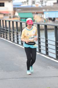 BIB: 2060
                            <button type="button" onclick="openModal(13104208)" class="btn btn-primary btn-sm float-right btn-popup" data-toggle="modal" data-target=".modal-high-quality">
                        <i class="fas fa-shopping-cart"></i> Add to Cart
                    </button>
                                            <button type="button" onclick="isThisMe(13104208, true)" class="btn btn-success btn-sm float-right btn-popup btn-isme hidden" data-toggle="tooltip" data-placement="bottom" title="นี่คือรูปของคุณใช่ไหม คลิกที่นี่เพื่อเอาเข้าอัลบั้ม">
                        <i class="fas fa-plus"></i> Add to album
                    </button>
                    <button type="button" onclick="isThisMe(13104208, false)" class="btn btn-warning btn-sm float-right btn-popup btn-isnotme hidden">
                        <i class="fas fa-ban"></i> Remove from album
                    </button>