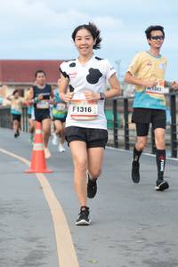 BIB: 063, 1316
                            <button type="button" onclick="openModal(13120798)" class="btn btn-primary btn-sm float-right btn-popup" data-toggle="modal" data-target=".modal-high-quality">
                        <i class="fas fa-shopping-cart"></i> Add to Cart
                    </button>
                                            <button type="button" onclick="isThisMe(13120798, true)" class="btn btn-success btn-sm float-right btn-popup btn-isme hidden" data-toggle="tooltip" data-placement="bottom" title="นี่คือรูปของคุณใช่ไหม คลิกที่นี่เพื่อเอาเข้าอัลบั้ม">
                        <i class="fas fa-plus"></i> Add to album
                    </button>
                    <button type="button" onclick="isThisMe(13120798, false)" class="btn btn-warning btn-sm float-right btn-popup btn-isnotme hidden">
                        <i class="fas fa-ban"></i> Remove from album
                    </button>